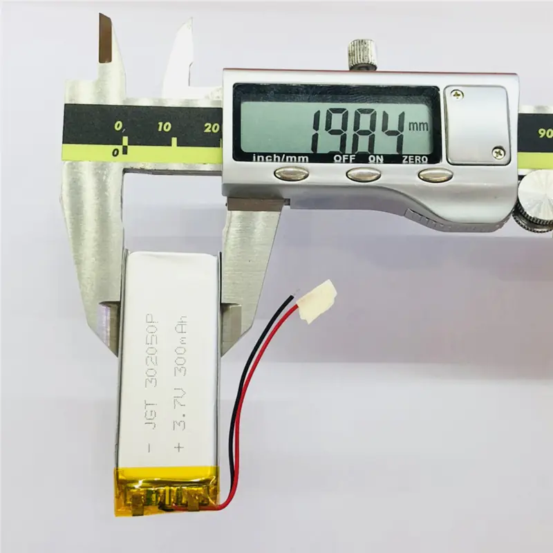 302050